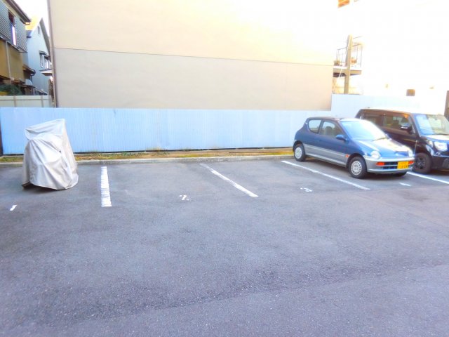 駐車場　同型タイプ