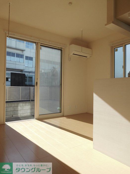 居室・リビング　★シャワートイレ★