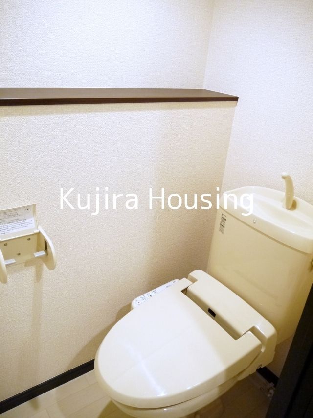 トイレ　★トイレは温水洗浄便座です★