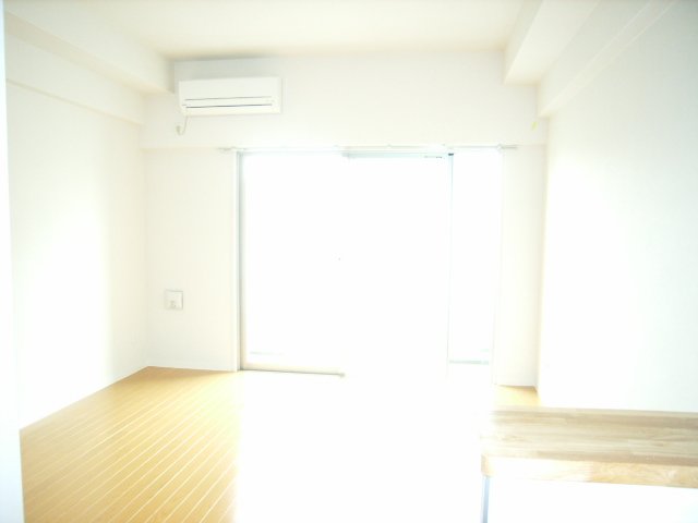 その他部屋・スペース　同物件別号室のものです。