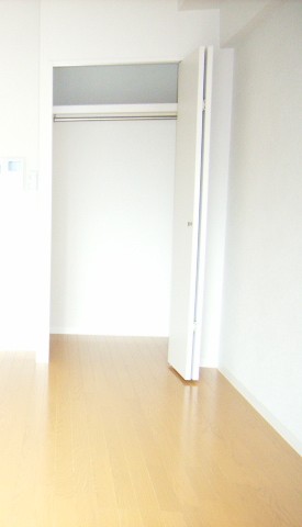 収納　同物件別号室のものです。