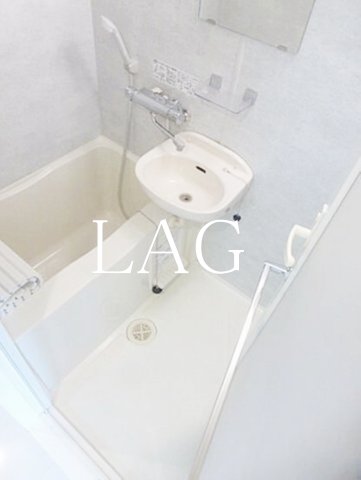 バス・シャワールーム　お風呂です。