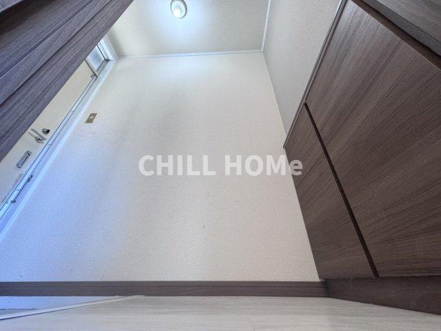 玄関　当社、チルホームのHPもご覧ください(^^)/物件情報多数♪