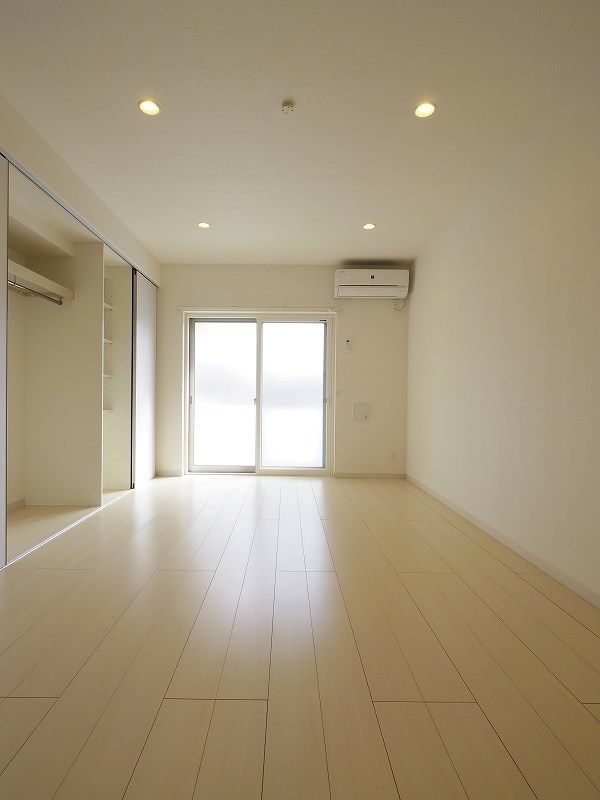 居室・リビング　※同仕様タイプ写真