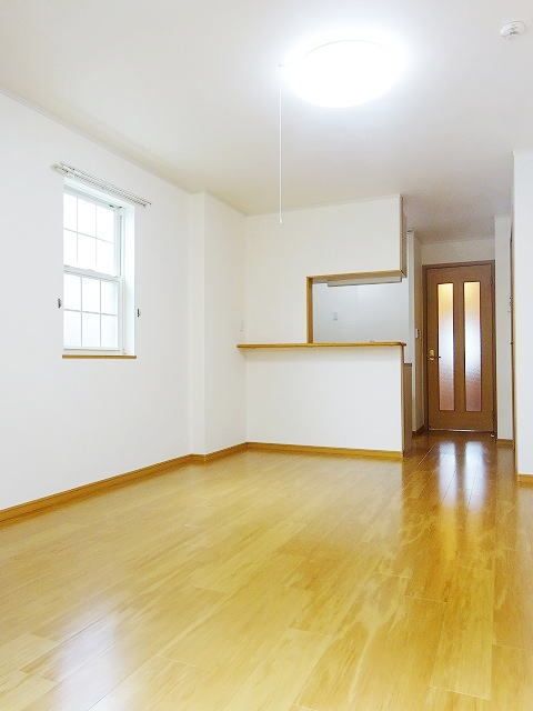 居室・リビング　☆洋室10.2帖☆