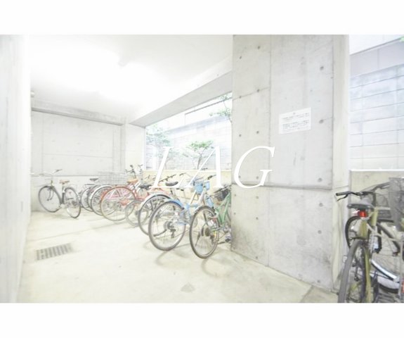 その他共有部分　駐輪場です。