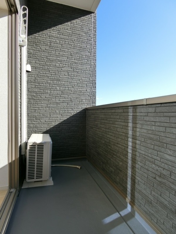 バルコニー　図面と現状に相違がある場合には現状を優先