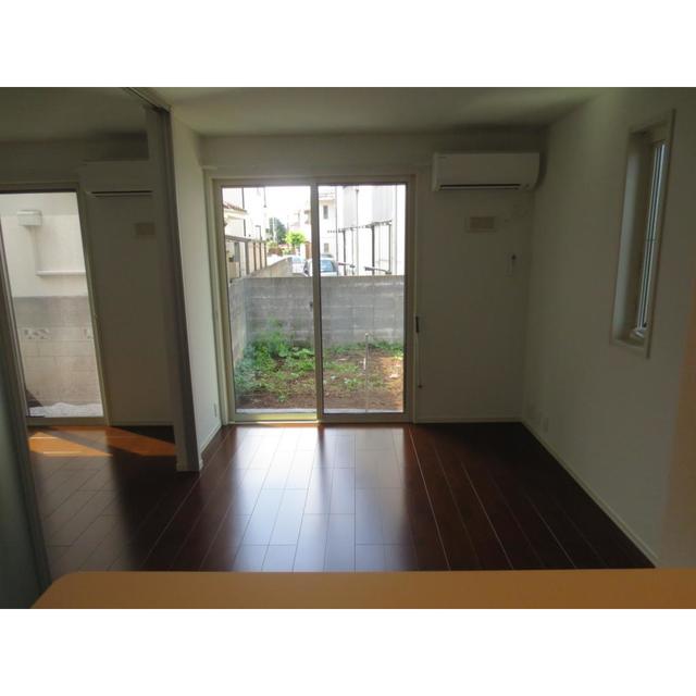 居室・リビング　※別号室の参考写真