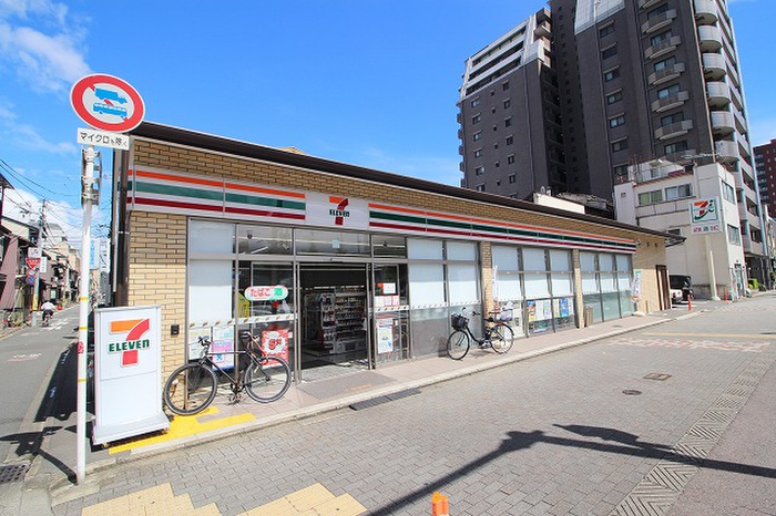 コンビニ　セブンイレブン京都堀川仏光寺（コンビニ）まで35m