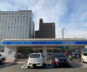 コンビニ　ローソン　磯上通二丁目店（コンビニ）まで276m