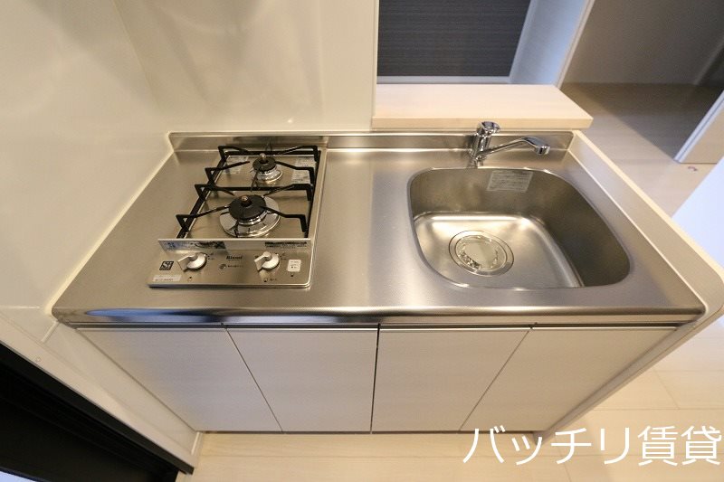 キッチン　画像は別号室タイプの為、現状を優先いたします