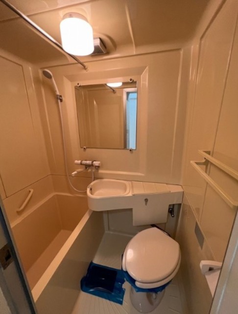 バス・シャワールーム