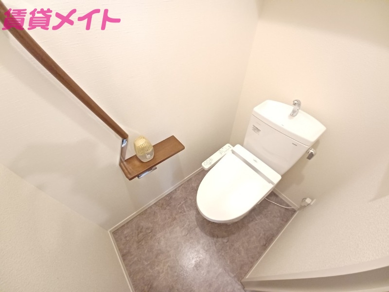 トイレ　別部屋写真参照。現状優先になります。