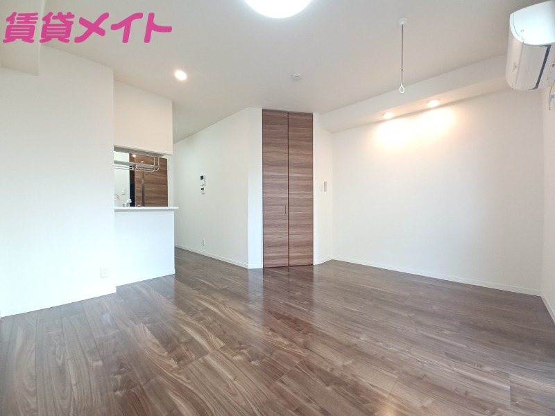 その他部屋・スペース　別部屋写真参照。現状優先になります。