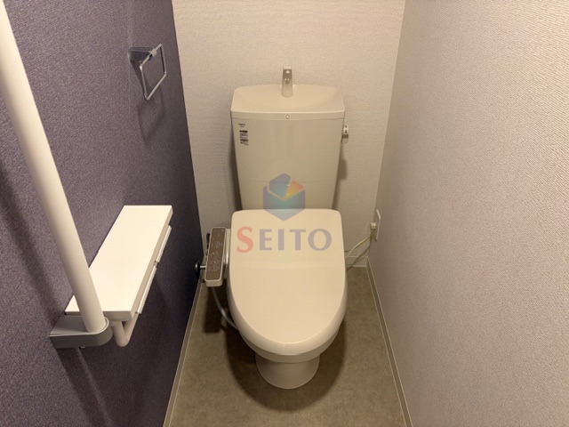 トイレ　別階のお写真になります