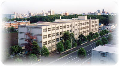 中学校　札幌市立八条中学校（中学校）まで391m