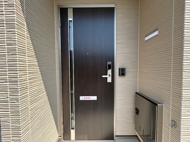 玄関　（イメージ）