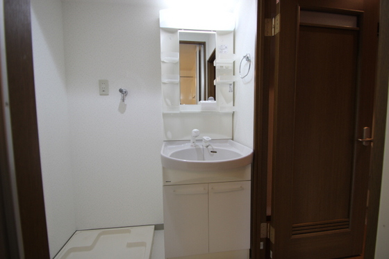 洗面設備　※別部屋の写真です