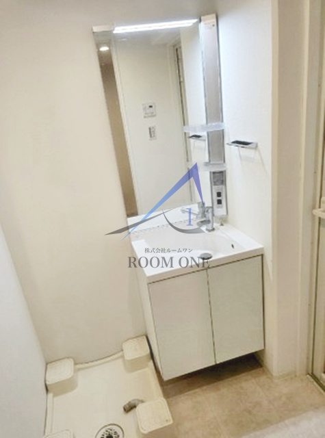 洗面設備　独立洗面台です。