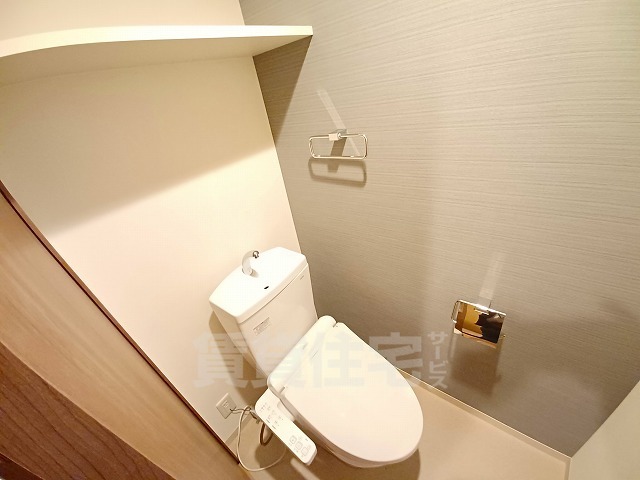 トイレ　同建物　別部屋