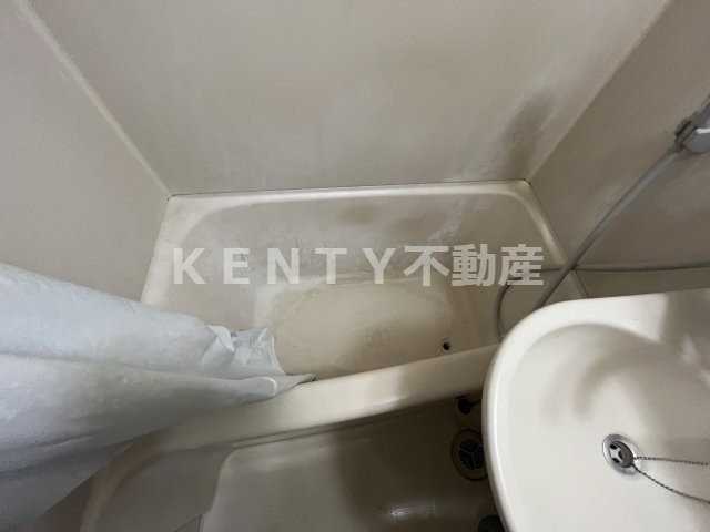 バス・シャワールーム　ゆったり過ごせるお風呂です