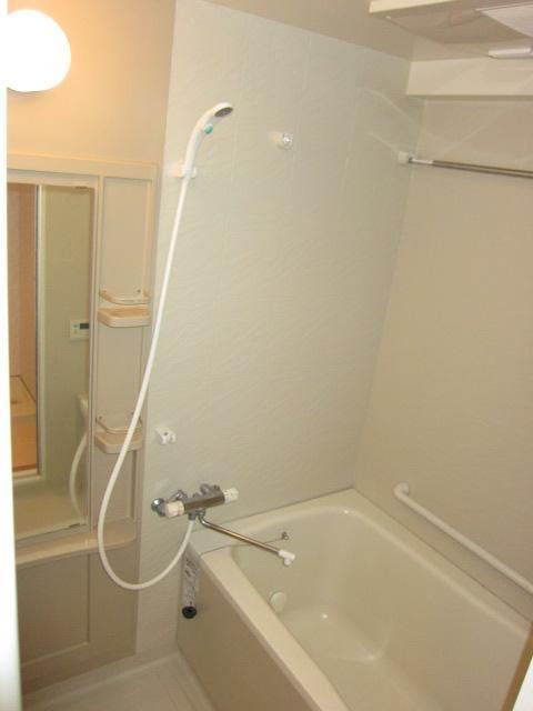 バス・シャワールーム　物件の画像5