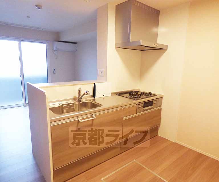 キッチン　広くて使いやすいキッチンです