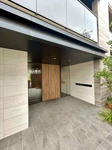 エントランス　エントランス