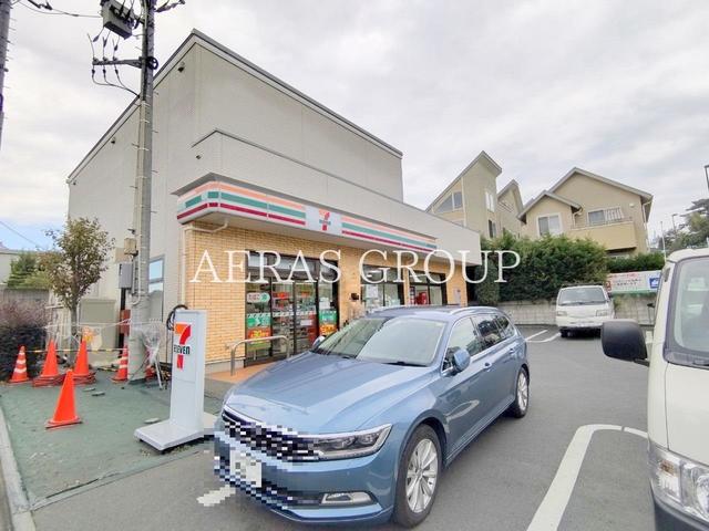 コンビニ　セブンイレブン世田谷等々力1丁目店（コンビニ）まで357m