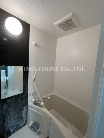 バス・シャワールーム　ゆったり過ごせるお風呂です