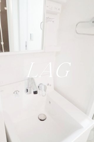 洗面設備　独立洗面台です。