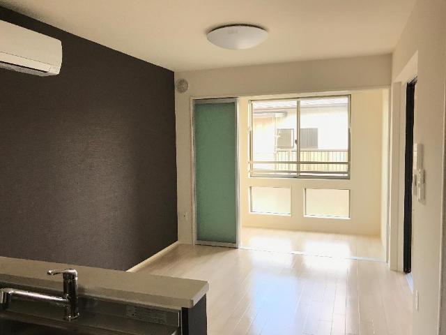 居室・リビング　リビング