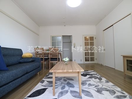 居室・リビング　212号室・モデルルーム