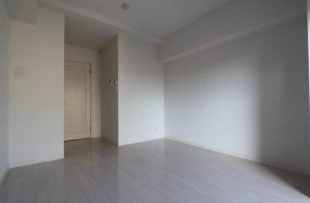 居室・リビング　洋室　　８帖