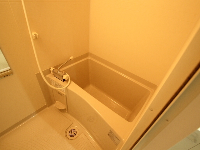 バス・シャワールーム　※他部屋の写真です。現況優先。