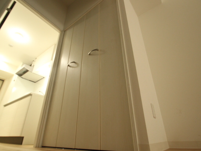 収納　※他部屋の写真です。現況優先。