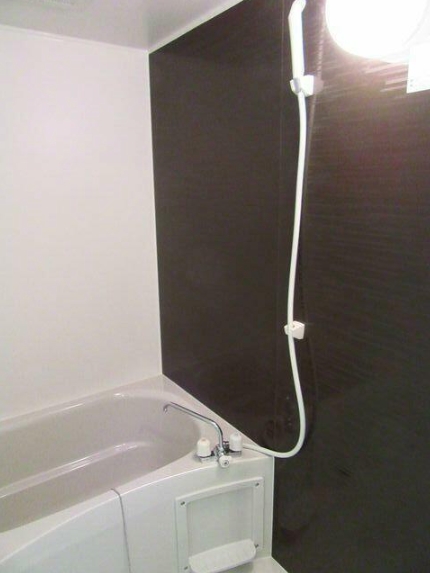 バス・シャワールーム　清潔な浴室！