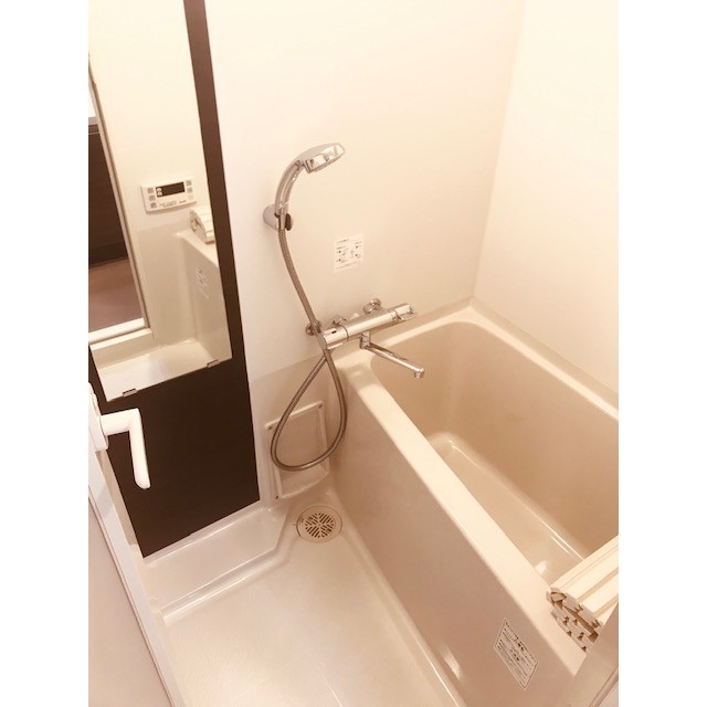 バス・シャワールーム　バス※別部屋参考写真