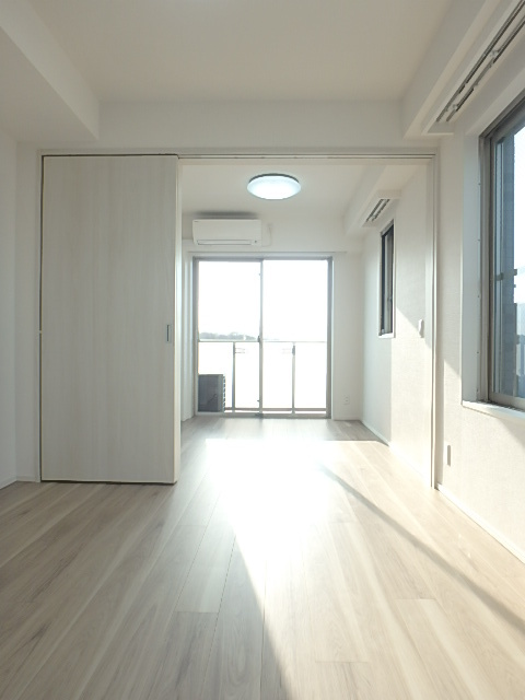 居室・リビング　使いやすい居間です