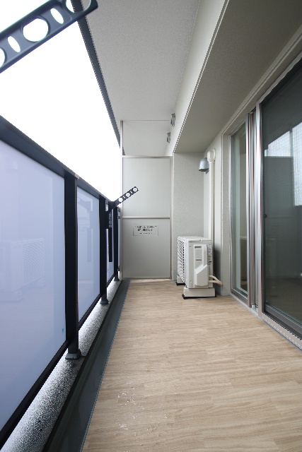 バルコニー　※別室の参考写真の為、現況優先です。