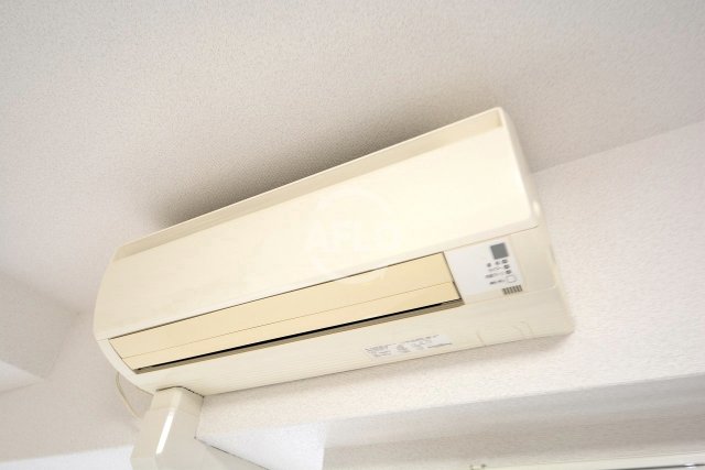 その他　セレッソコート上本町EAST　エアコン