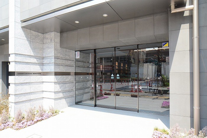 エントランス　建物の内部です