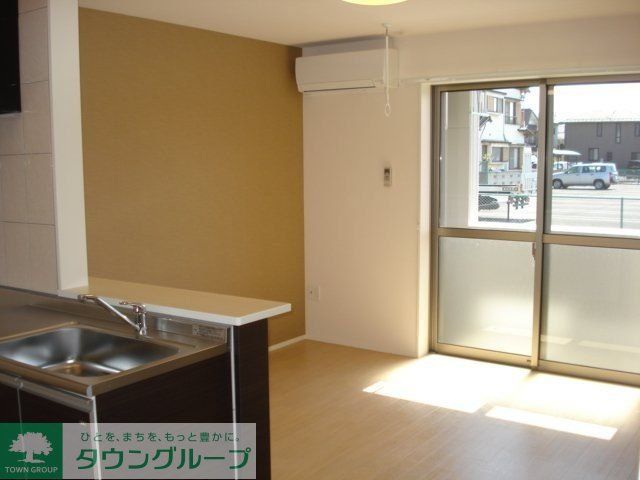 居室・リビング　お問合せはタウンハウジングまで！※現地待合わせ相談可能