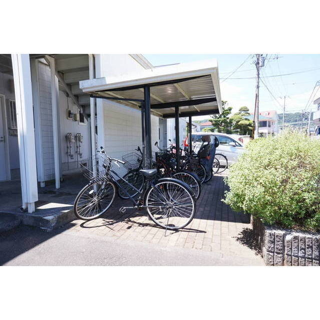 その他共有部分　無料駐輪場完備♪