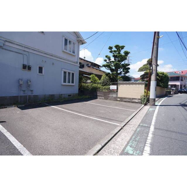 駐車場　敷地内駐車場に空きあります♪