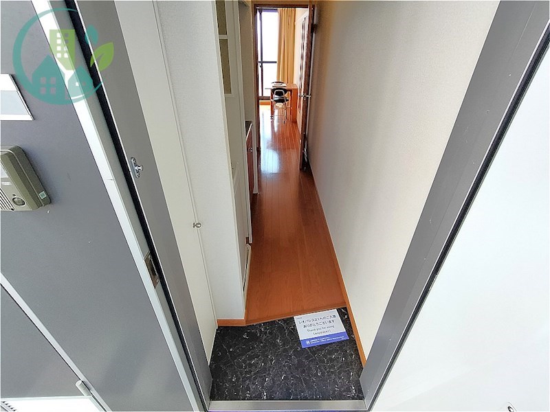 玄関　レオパレスアクアブルー青谷（家具・家電付、仲介手数料不要）