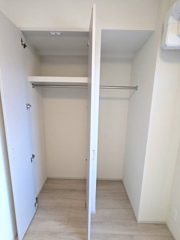 収納　洋室のクローゼット