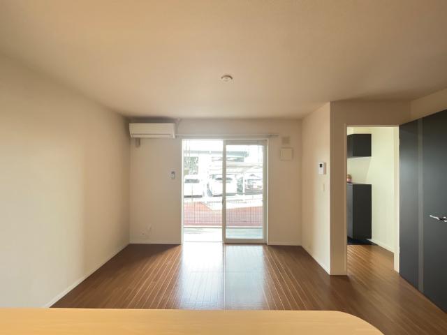 居室・リビング　リビング