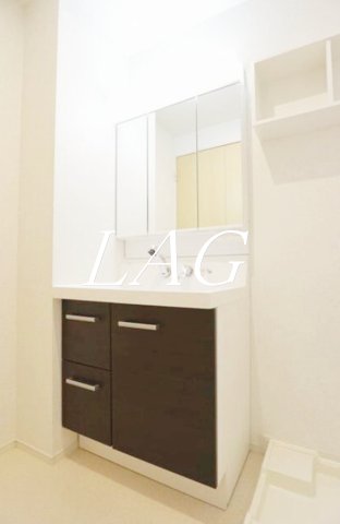 洗面設備　独立洗面台です。