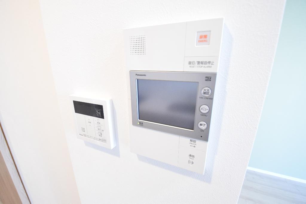 セキュリティ　カメラ付インターホン